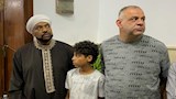 بالصور.. أحمد جوهر في عزاء والدة المطرب حجازي متقال