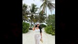 منة عرفة وسط الاشجار (1)