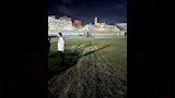 صورة توضح تأثر أرضية الملعب_3