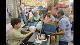 الغلاء يضرب حلاوة المولد والتجار يواجهون الركود بـالأحجام الميني (2)