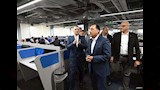 الدكتور مصطفى مدبولي يتفقد شركة تيلي بيرفورمانس الفرنسية (13)