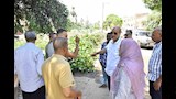 محافظ أسيوط يجري جولة مفاجئة ويحيل رئيسي قريتين للتحقيق بسبب تراكم المخلفات وتدني مستوى النظافة (7)