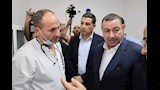 جانب من زيارة وزير الداخلية الجزائري للاطمئنان على مُصابي الحرائق_5_8