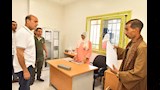 محافظ أسيوط يتفقد وحدة طب أسرة سكرة بمنفلوط في جولة مفاجئة  (1)