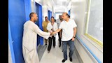 محافظ أسيوط يتفقد وحدة طب أسرة سكرة بمنفلوط في جولة مفاجئة  (14)