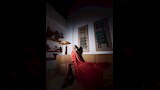اعتمدت يارا تسريحة الشعر المرفوعة لأعلى 