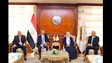وزير شؤون المجالس النيابية يهنئ رئيسة النيابة الإدارية بمنصبها