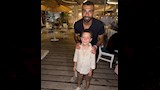 محمد صلاح مع اولاد تريزيجيه (1)