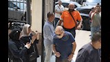 اشرف زكي في جنازة محمد التاجي (2)