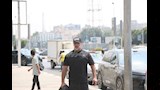صالح عبد المنعم من جنازة الفنان محمد التاجي (1)