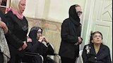 بالصور| نجلاء فتحي تودع ابنتها ياسمين بحضور إلهام شاهين