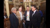 وزير الدولة للإعلام يعزي محمد شبانة  (7)