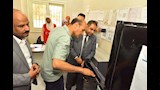 محافظ أسيوط يتابع ميدانيَا انتظام تقديم خدمات مبادرة 100 يوم صحة بوحدتي عرب مطير وعرب الأطاولة بالفتح (30)