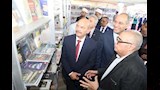 محافظ السويس يتفقد المعرض