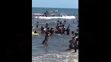 زحام كبير على شاطئ جمصة (1)