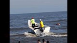 زحام كبير على شاطئ جمصة (4)