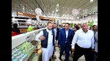رئيس الوزراء يتفقد معصرة فيرجينيا بمطروح (2)