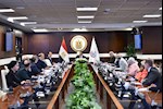 وزير الصحة يبحث 3 ملفات عاجلة لتطوير خدمات التأمين الصحي