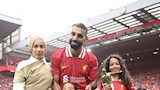 ماجي صادق زوجة محمد صلاح