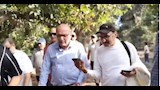 مكالمة والد صلاح للسفير (2)