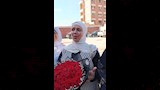 المعلمون يستقبلون مديرة مدرسة القليوبية بعد تكريمها من وزير التعليم (2)_6