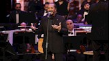 بالصور| علي الحجار يحتفي بمسيرته مع عمر خيرت في 100 سنة غنا