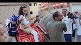 فرحة الطفلة وابوها