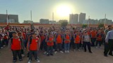 "بيتك الأول مش التاني".. الانضباط والزي الموحد يزينان انطلاق الدراسة بسوهاج