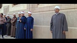 العمامة والجلباب والخمار الأبيض.. مشاهد الانضباط بمعاهد الأزهر في أسيوط