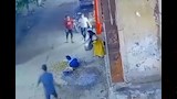 "بتقعد في المقابر لوحدها".. والدة طفل المنيا تكشف مفاجآت عن سيدة "الطشت" - فيديو وصور 