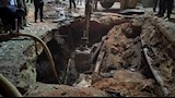 هبوط أرضي مفاجئ بجوار محطة الصرف بالمنيا (4)