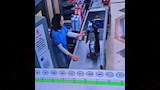 حقيقة فيديو بكاء كاشيرة في سوبر ماركت (2)
