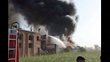 محافظ القليوبية يتابع حريق مخزن كيماويات بسنديون (10)