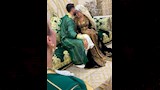بنتايج وزوجته