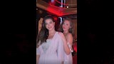 يارا السكري مع شقيقتها ريناد في كواليس عيد ميلادها