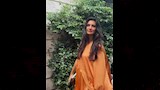 توبا بويوكستون تتألق بالبرتقالي الدافئ في عرض "سلطانة" على أمزون برايم (صور)