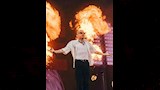 ماكليمور في كواليس حفلاته وتضامنه معفلسطين (1)_10