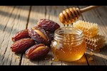 تناول التمر مع العسل الأبيض.. مفيد أم مضر؟- طبيب يوضح