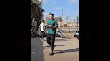 منع طالب من دخولة الكلية لارتدائه شبشب (1)