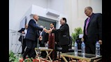 محافظ القاهرة يشارك في افتتاح الكنيسة الإنجيلية بالشروق (11)