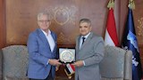 أسامة ربيع يبحث مع القائم بأعمال السفير الأمريكي التعاون في الخدمات البحرية والتحول الرقمي