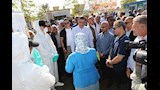 جولة وزير الزراعة ومحافظ بني سويف بالقرية المنتجة (2)
