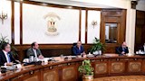 رئيس الوزراء يبحث استعدادات مؤتمر الشهر المقبل وبرنامج التحول الاقتصادي