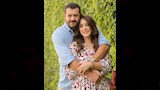 الفنان عمرو يوسف وزوجته الفنانة كندة علوش