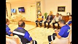 محافظ أسيوط يكرم 3 من رجال الإسعاف (1)_1