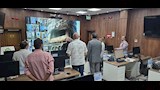 محافظ القليوبية يتابع السيطرة على حريق محل (3)