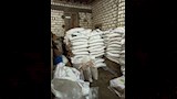 ضبط 8 أطنان سكر فاسد