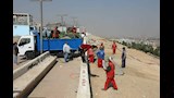 محافظ القاهرة يقود حملة مكبرة لإزالة التعديات والإشغالات بكورنيش المقطم (4)