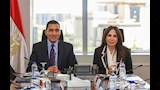 وزيرة الإسكان تبحث مع وزير الرياضة تطوير مراكز الشباب بالمدن الجديدة (1)