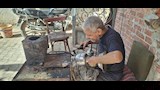 عم مصطفى آخر حراس مهنة النحاس (6)